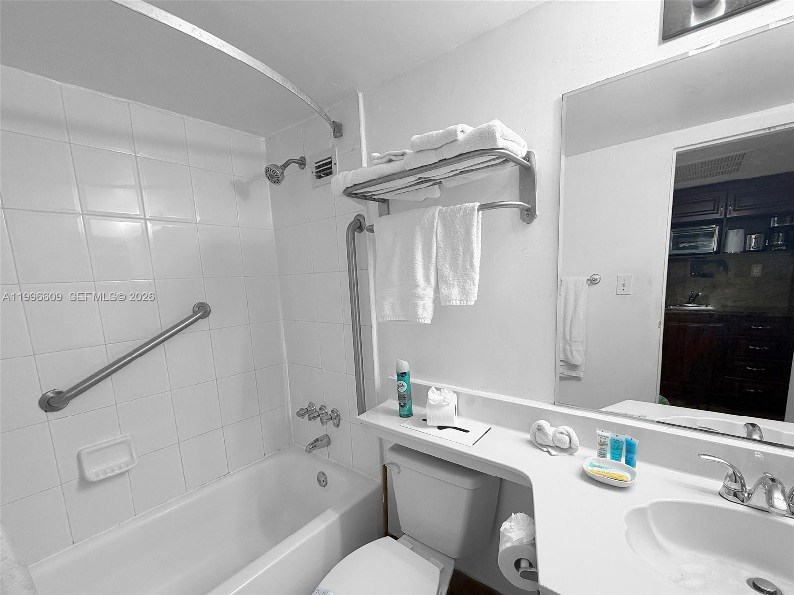Photo of 19201 Collins Ave  #623, Sunny Isles Beach, Florida, 33160 - 