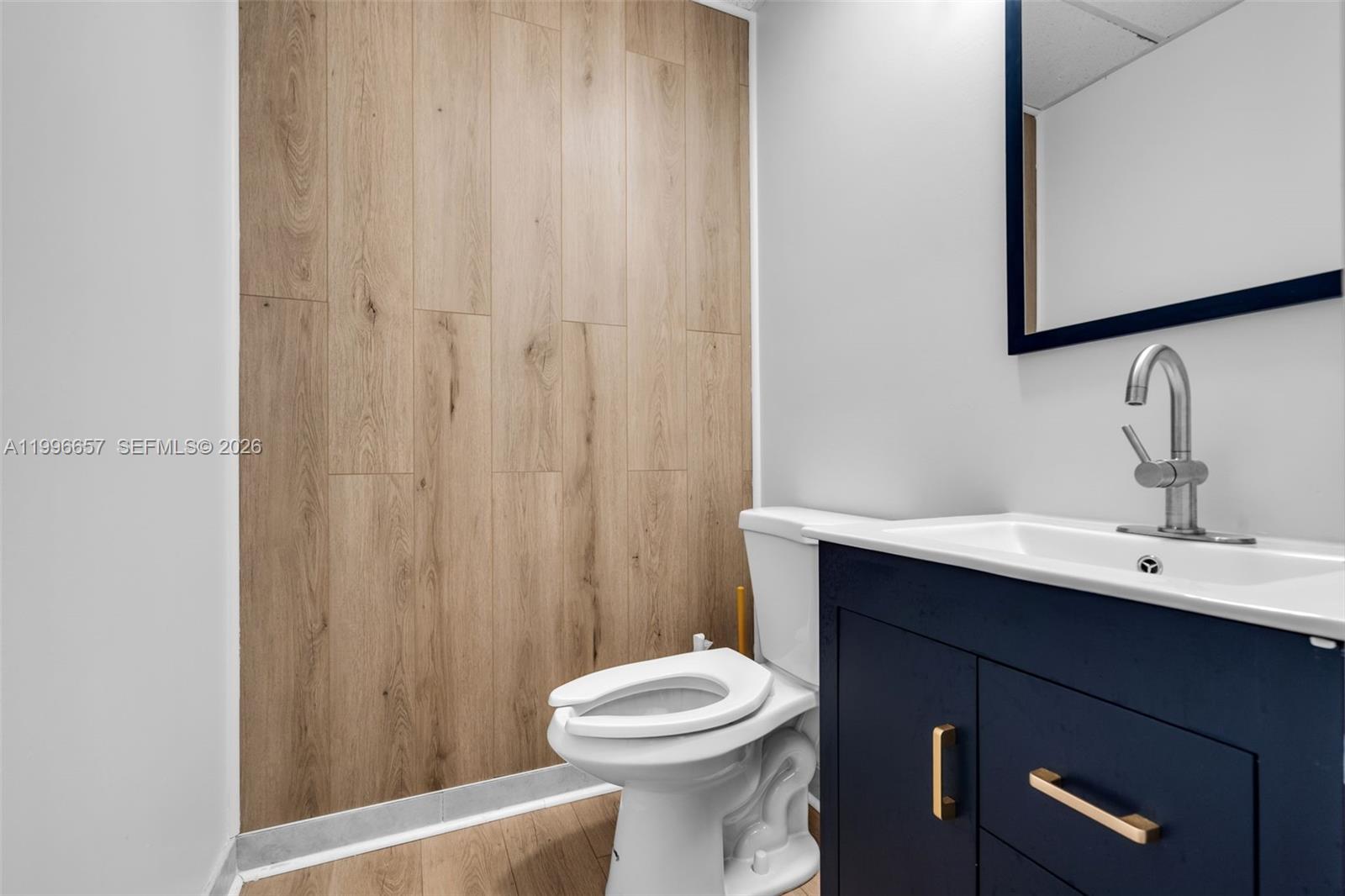   /   sq. ft. $ 2026-04-16 0 Photo