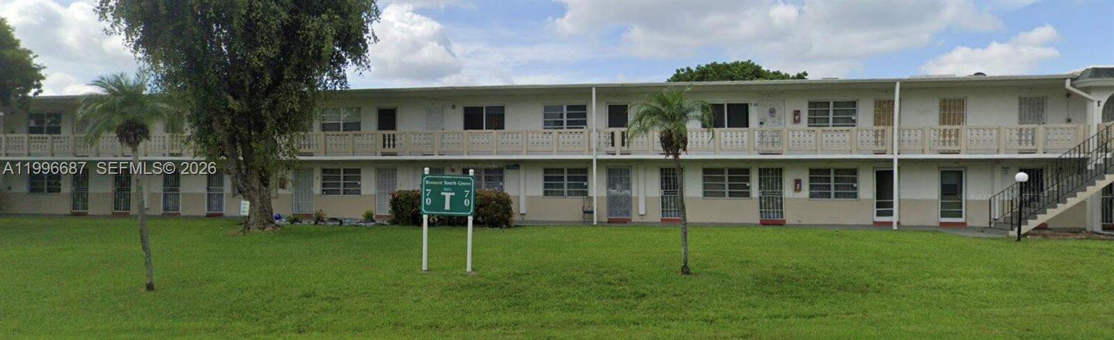 T14 1 / 1 660 sq. ft. $ 2026-04-07 0 Photo