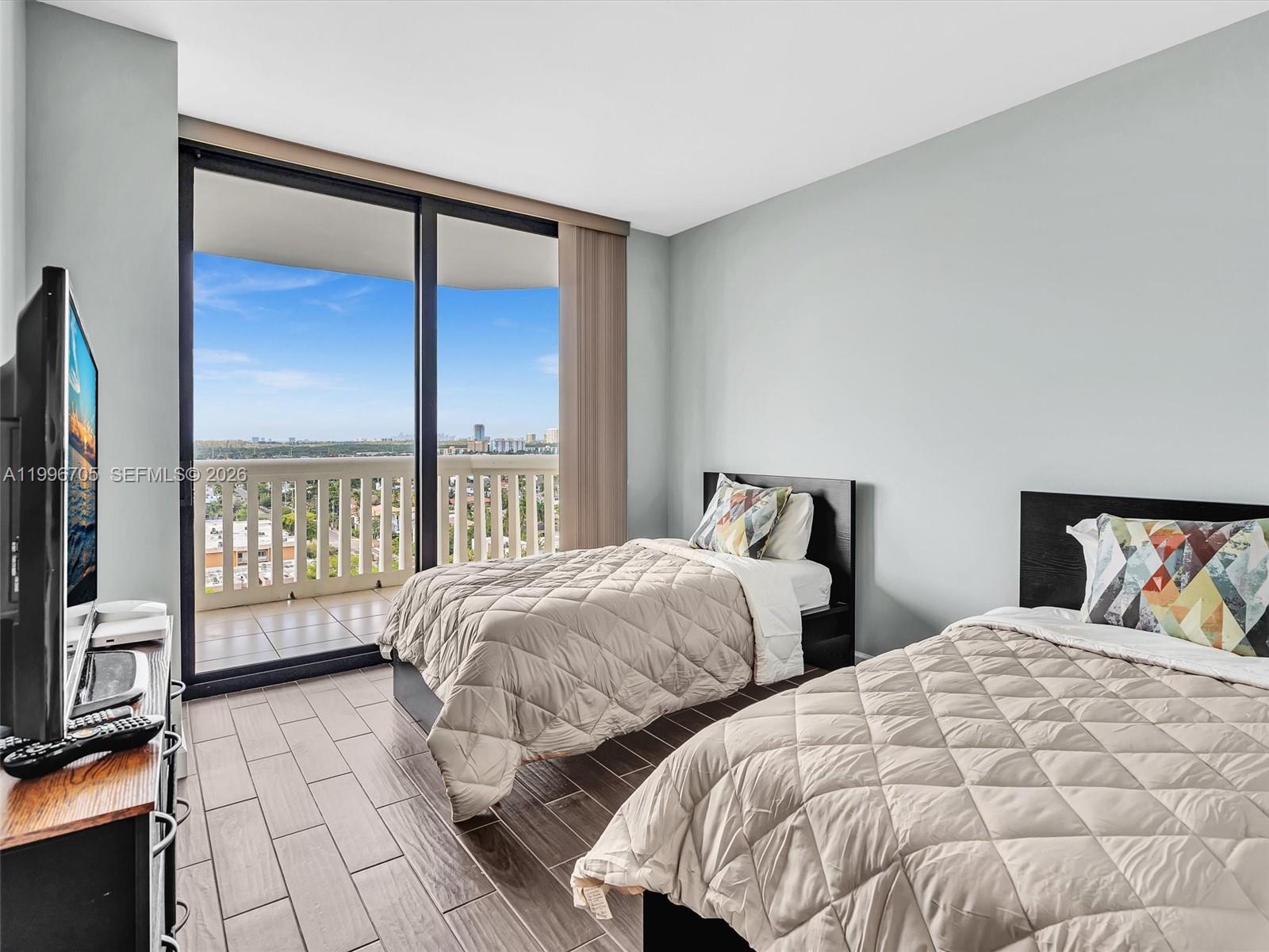 1203 2 / 2 1560 sq. ft. $ 2026-04-07 0 Photo