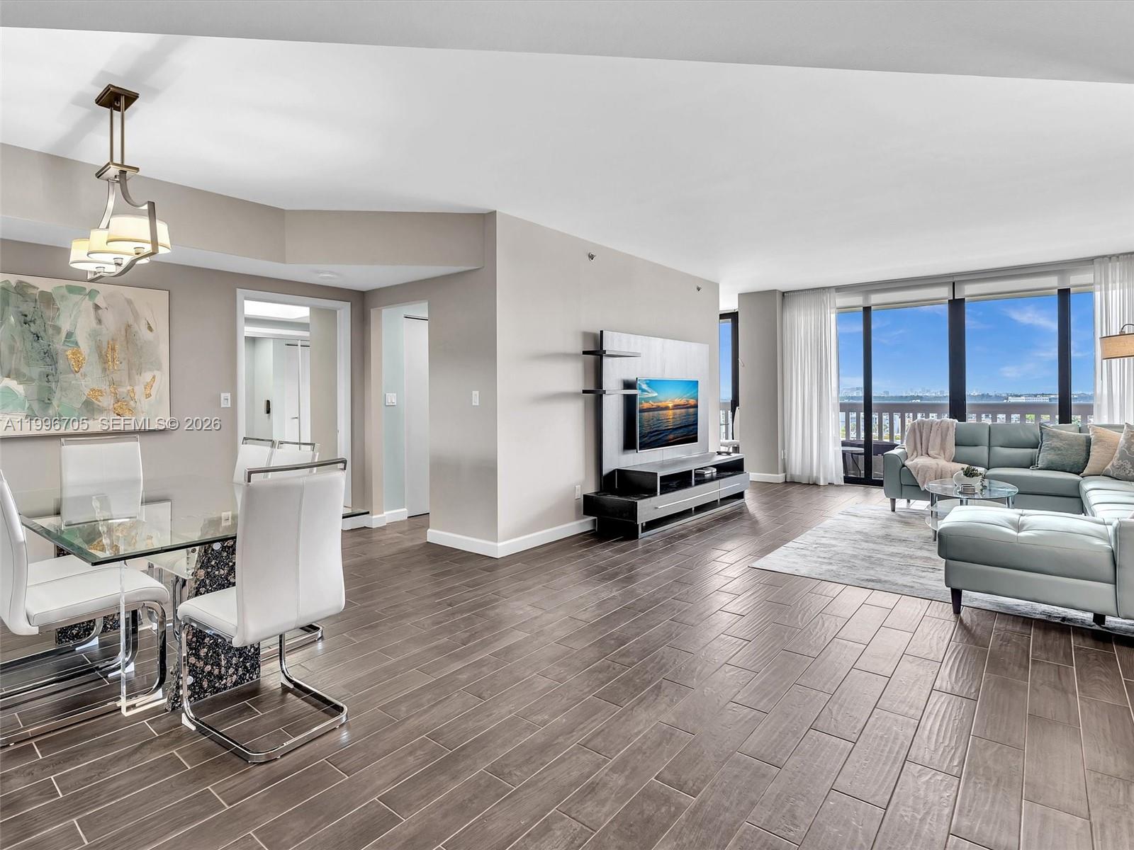 1203 2 / 2 1560 sq. ft. $ 2026-04-07 0 Photo