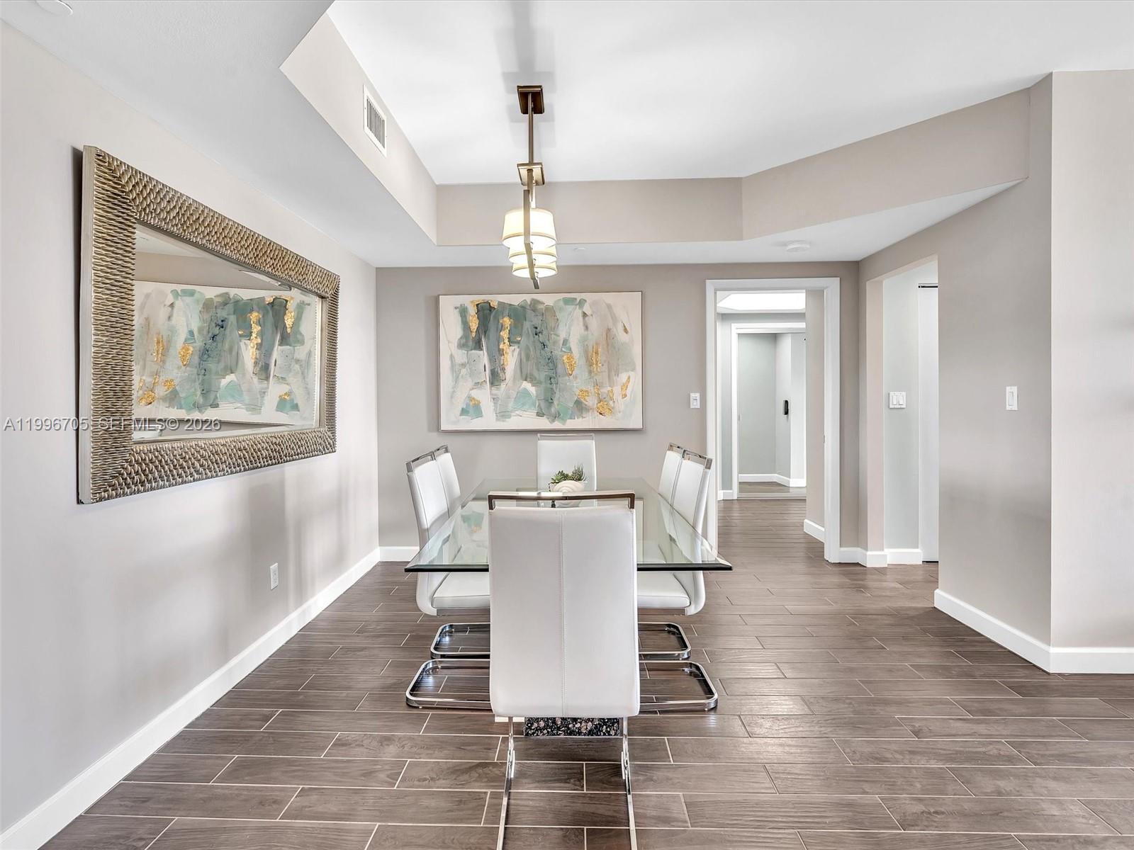 1203 2 / 2 1560 sq. ft. $ 2026-04-07 0 Photo