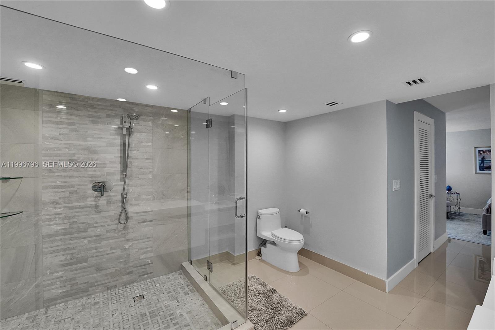 Photo of 1920 Ocean Dr #11C, Hallandale Beach, Florida, 33009 -