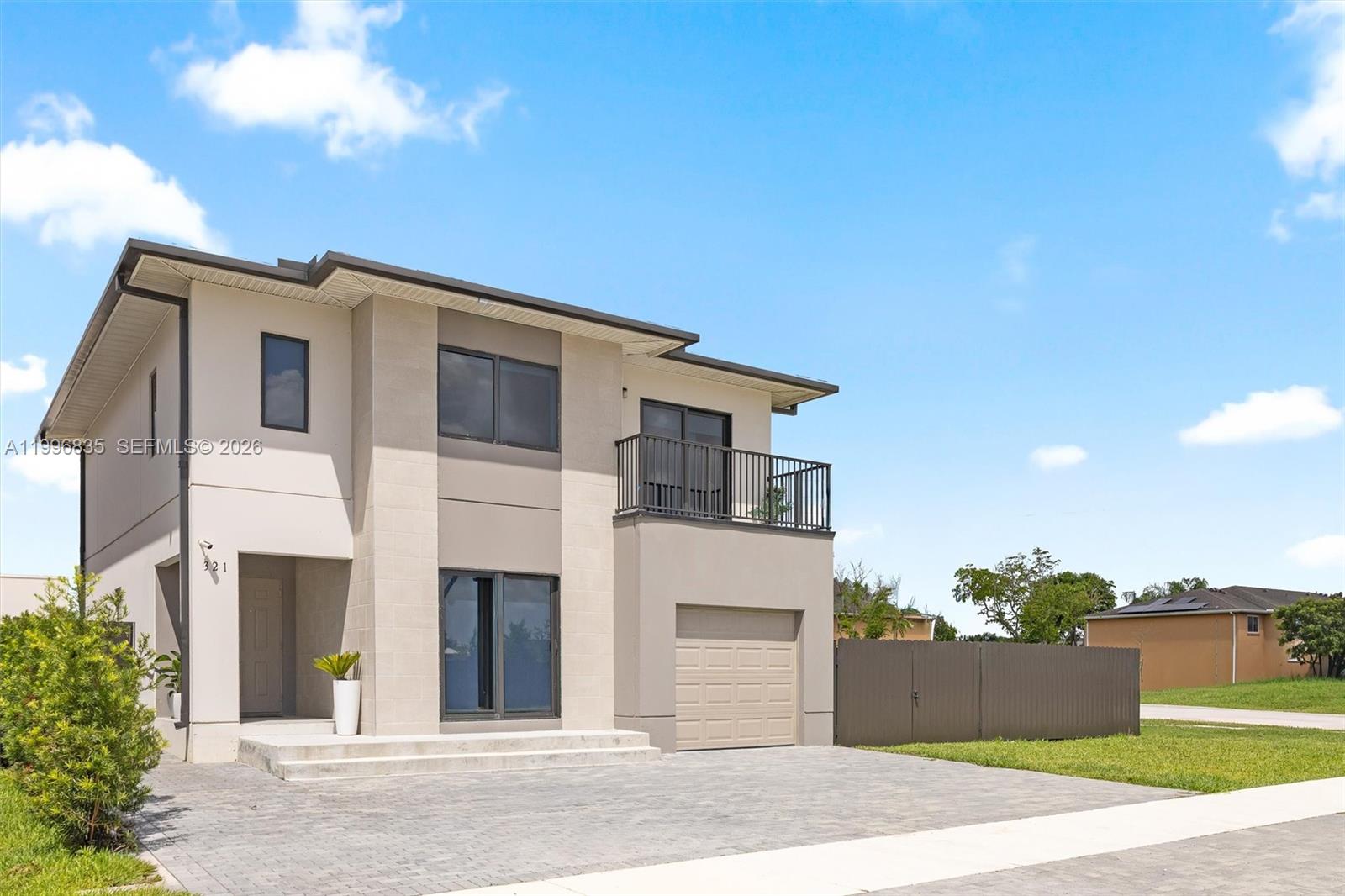 321 5 / 5 1902 sq. ft. $ 2026-04-07 0 Photo