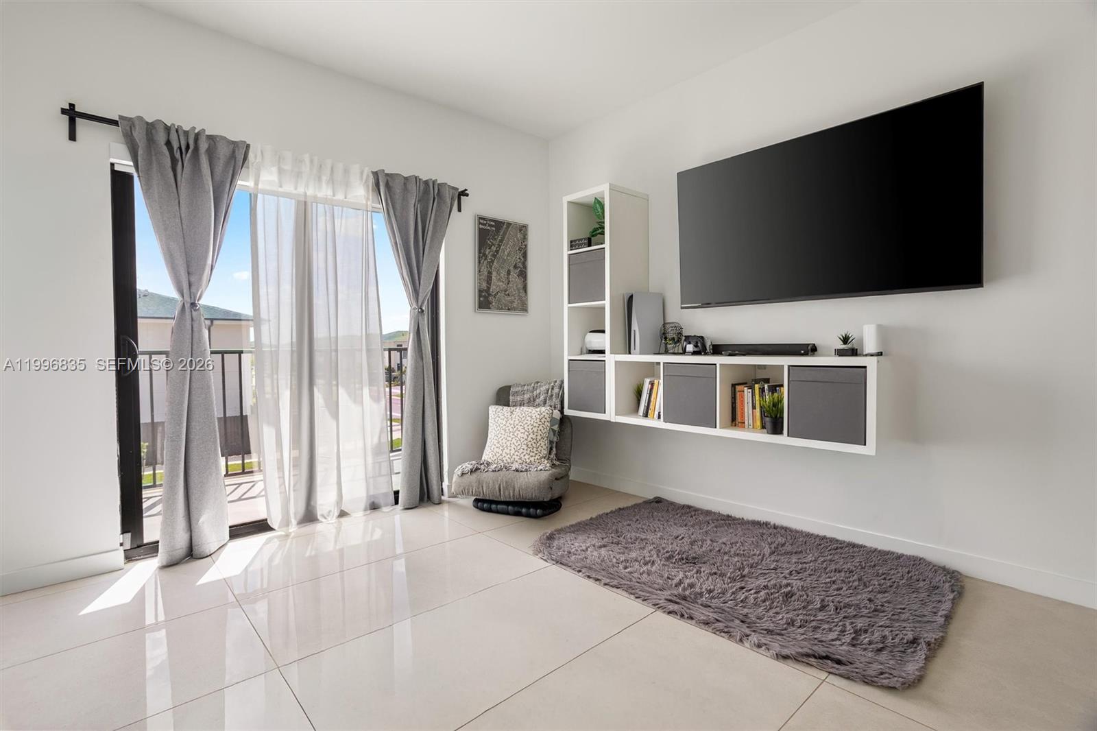 321 5 / 5 1902 sq. ft. $ 2026-04-07 0 Photo