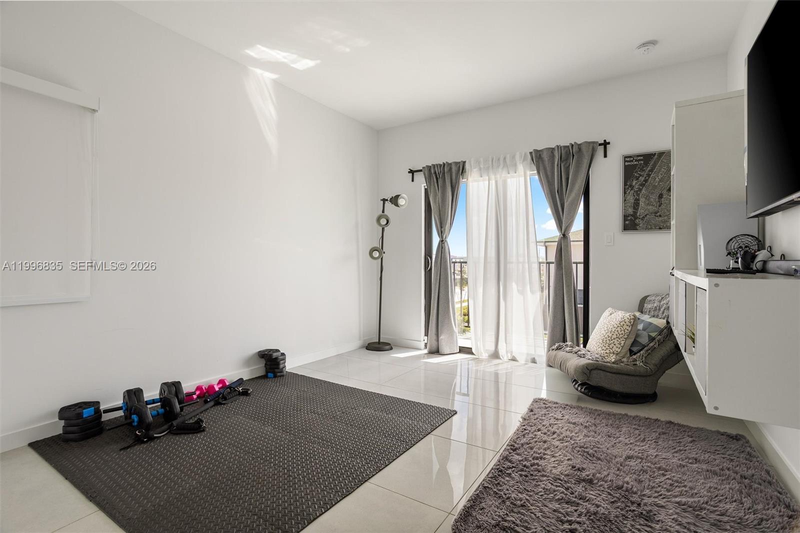 321 5 / 5 1902 sq. ft. $ 2026-04-07 0 Photo