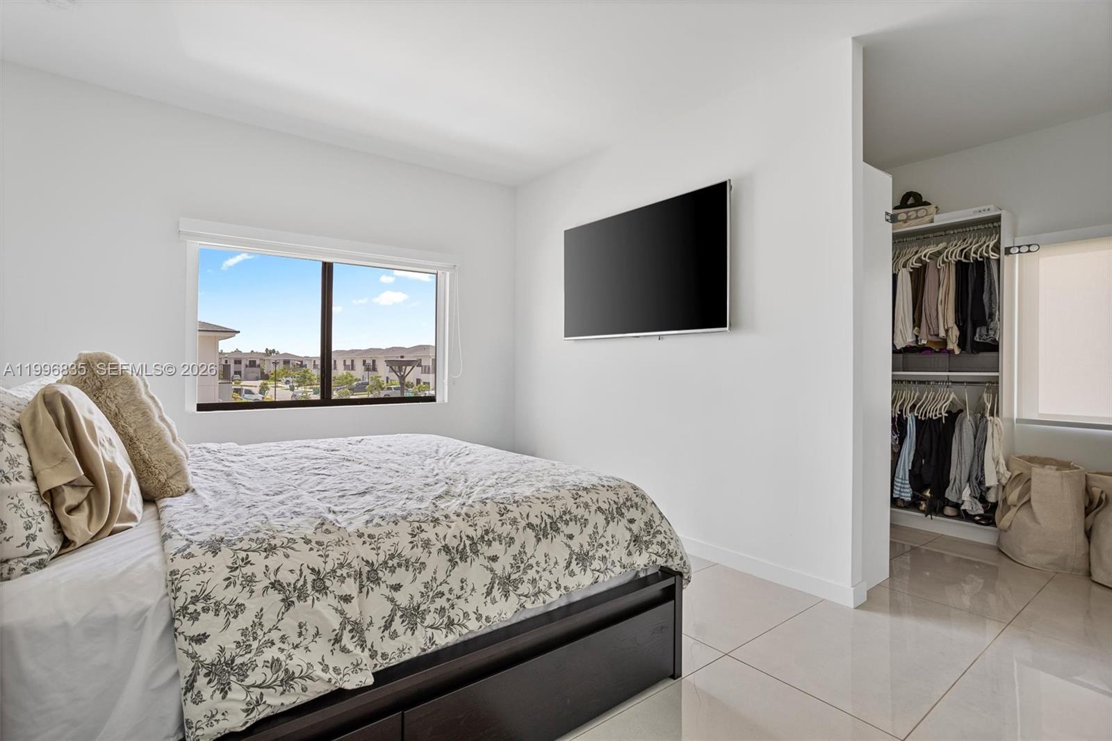 321 5 / 5 1902 sq. ft. $ 2026-04-07 0 Photo