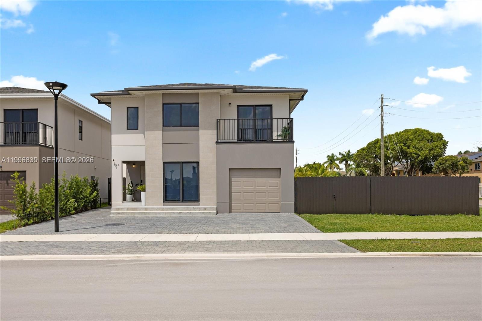 321 5 / 5 1902 sq. ft. $ 2026-04-07 0 Photo