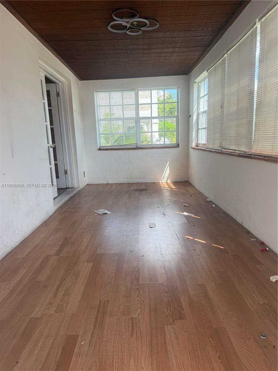   /   sq. ft. $ 2026-04-07 0 Photo