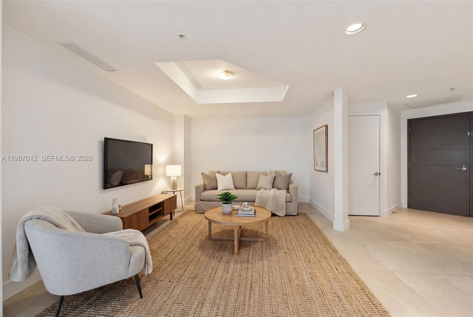 Photo of 17301 Biscayne Blvd #1401, North Miami Beach, Florida, 33160 -