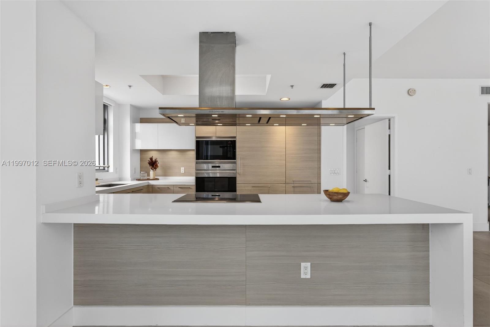 Photo of 17301 Biscayne Blvd #1401, North Miami Beach, Florida, 33160 -