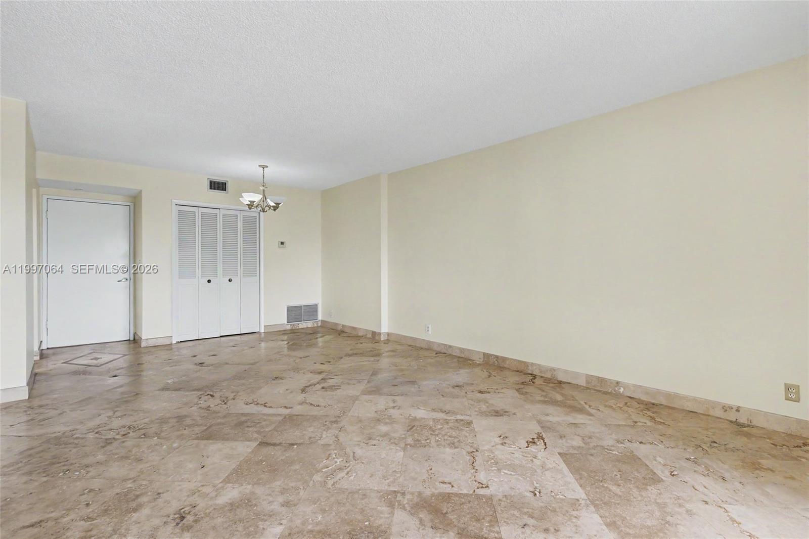 See details 408 1 / 2 844 sq. ft. $ 2026-05-16 0 Photo