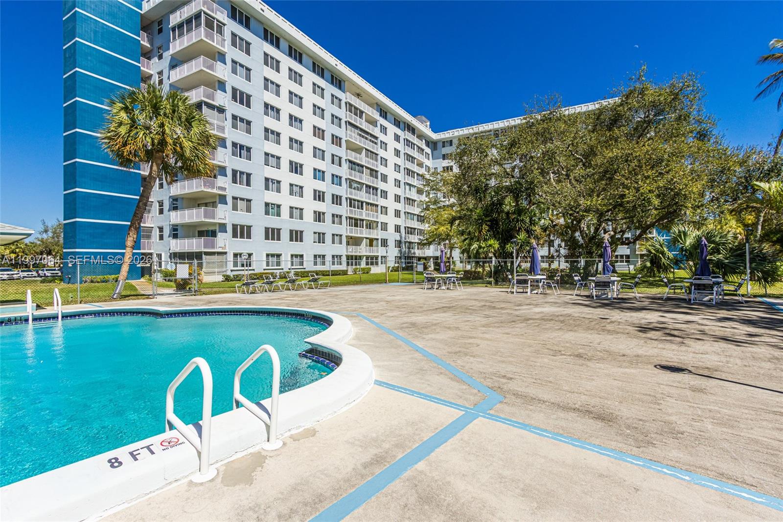 See details 408 1 / 2 844 sq. ft. $ 2026-05-16 0 Photo