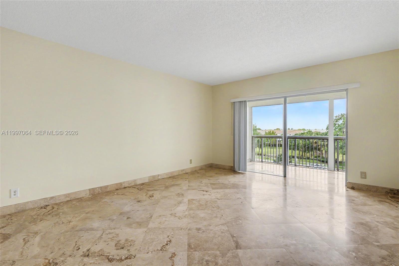 See details 408 1 / 2 844 sq. ft. $ 2026-05-16 0 Photo