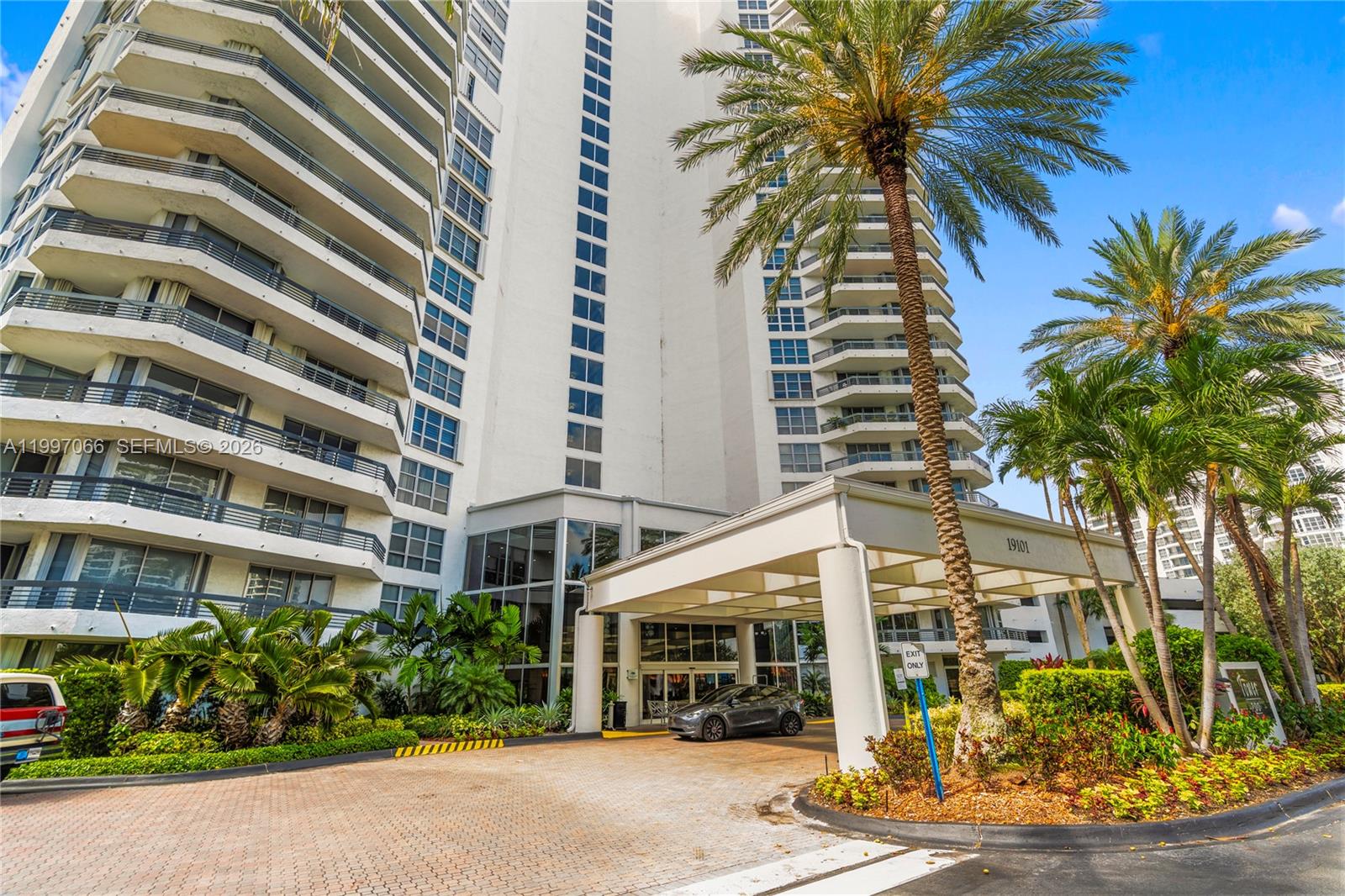 Photo of 19101 36th Ct  #1605, Aventura, Florida, 33180 - 