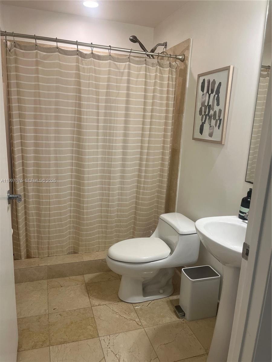 Photo of 3330 190th St  #1615, Aventura, Florida, 33180 - 