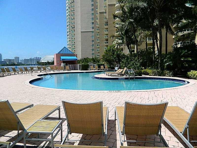Photo of 3330 190th St  #1615, Aventura, Florida, 33180 - 