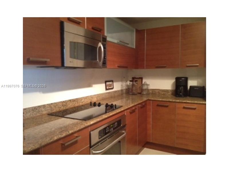 Photo of 3330 190th St  #1615, Aventura, Florida, 33180 - Closer look at kitchen