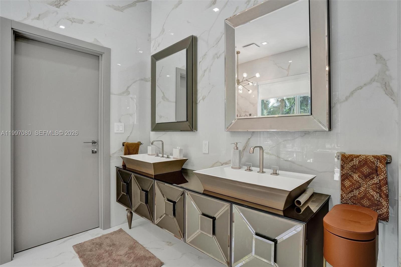Photo of 18985 Atlantic Blvd  (18985), Sunny Isles Beach, Florida, 33160 - 