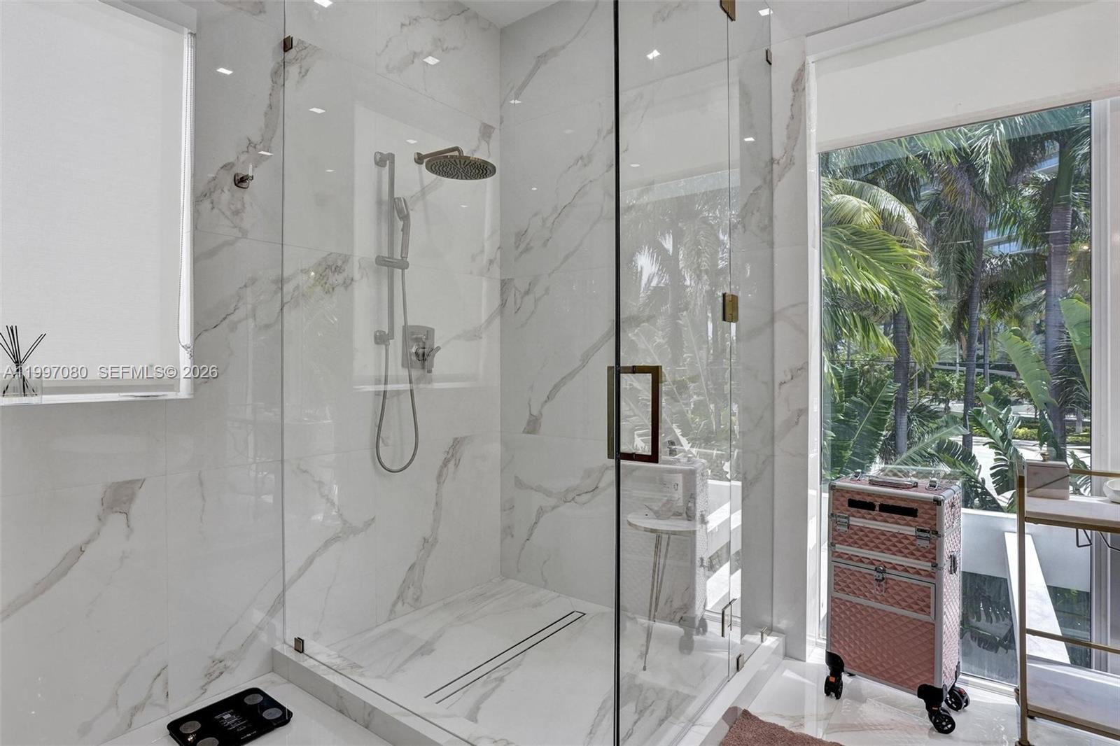 Photo of 18985 Atlantic Blvd  (18985), Sunny Isles Beach, Florida, 33160 - 