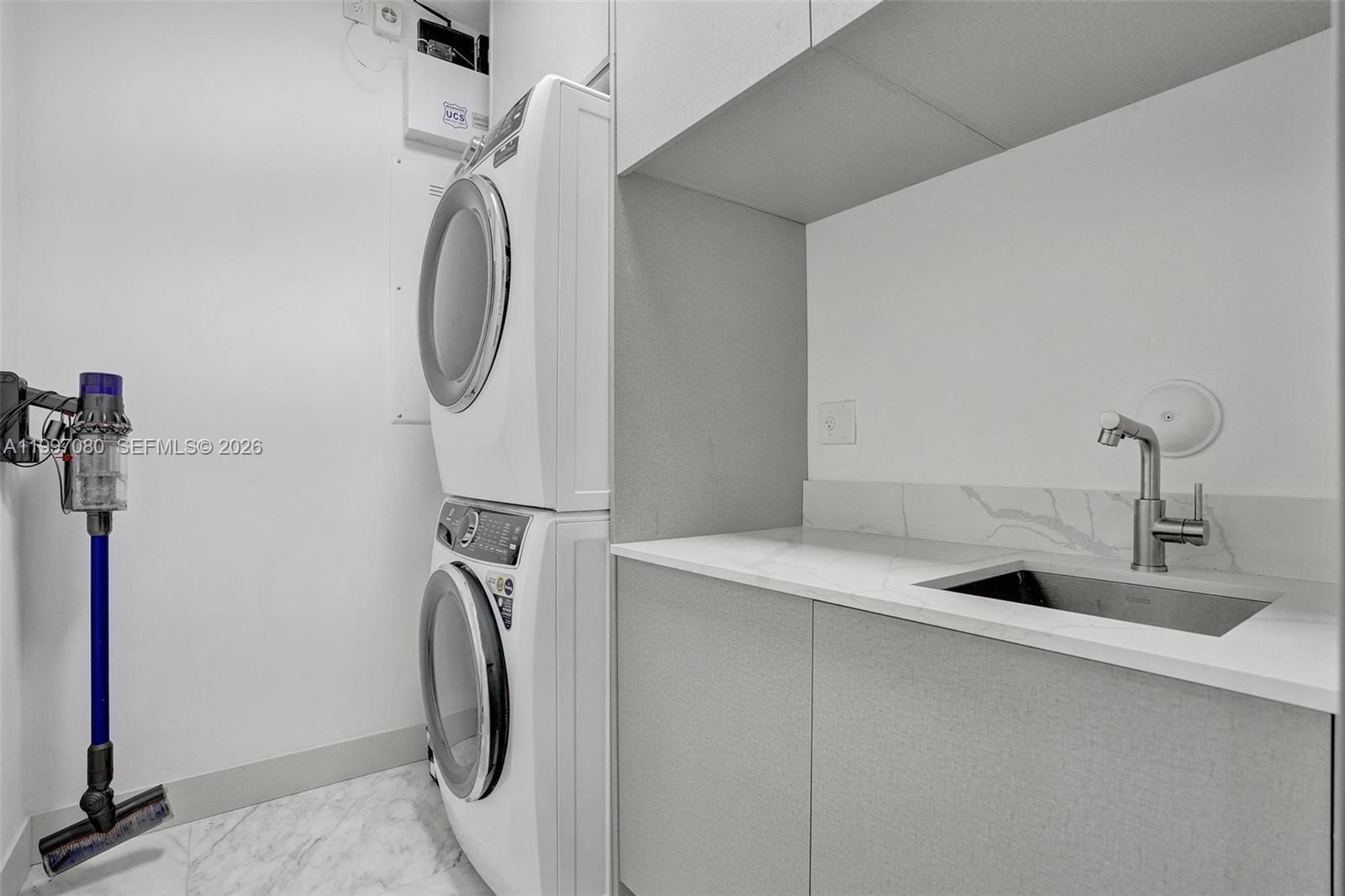 Photo of 18985 Atlantic Blvd  (18985), Sunny Isles Beach, Florida, 33160 - 