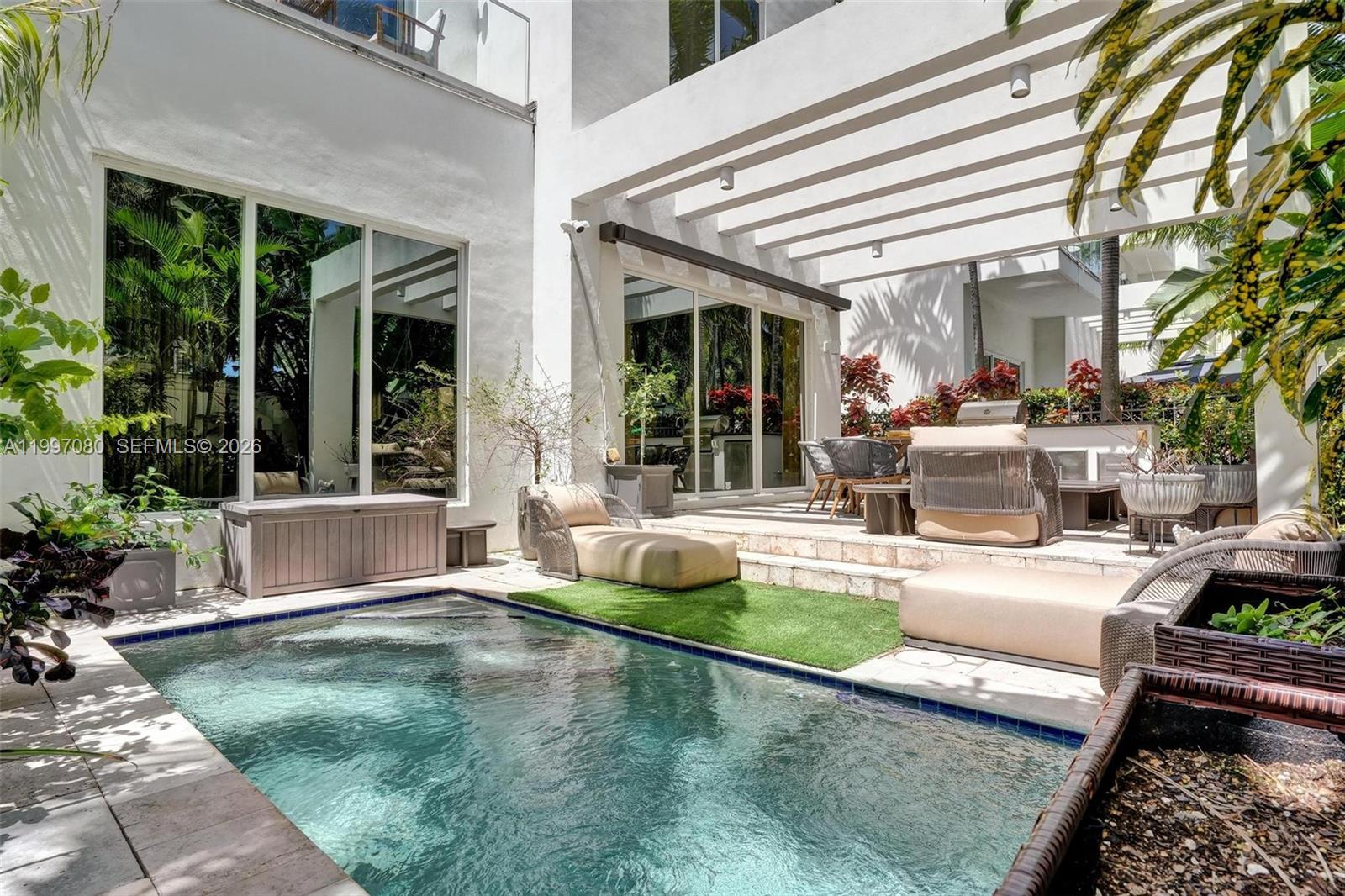 Photo of 18985 Atlantic Blvd  (18985), Sunny Isles Beach, Florida, 33160 - 