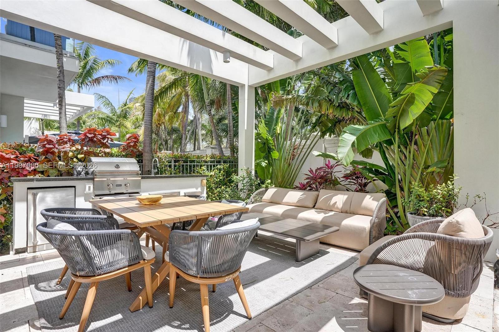 Photo of 18985 Atlantic Blvd  (18985), Sunny Isles Beach, Florida, 33160 - 