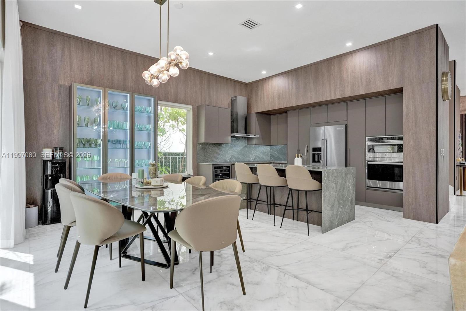 Photo of 18985 Atlantic Blvd  (18985), Sunny Isles Beach, Florida, 33160 - 