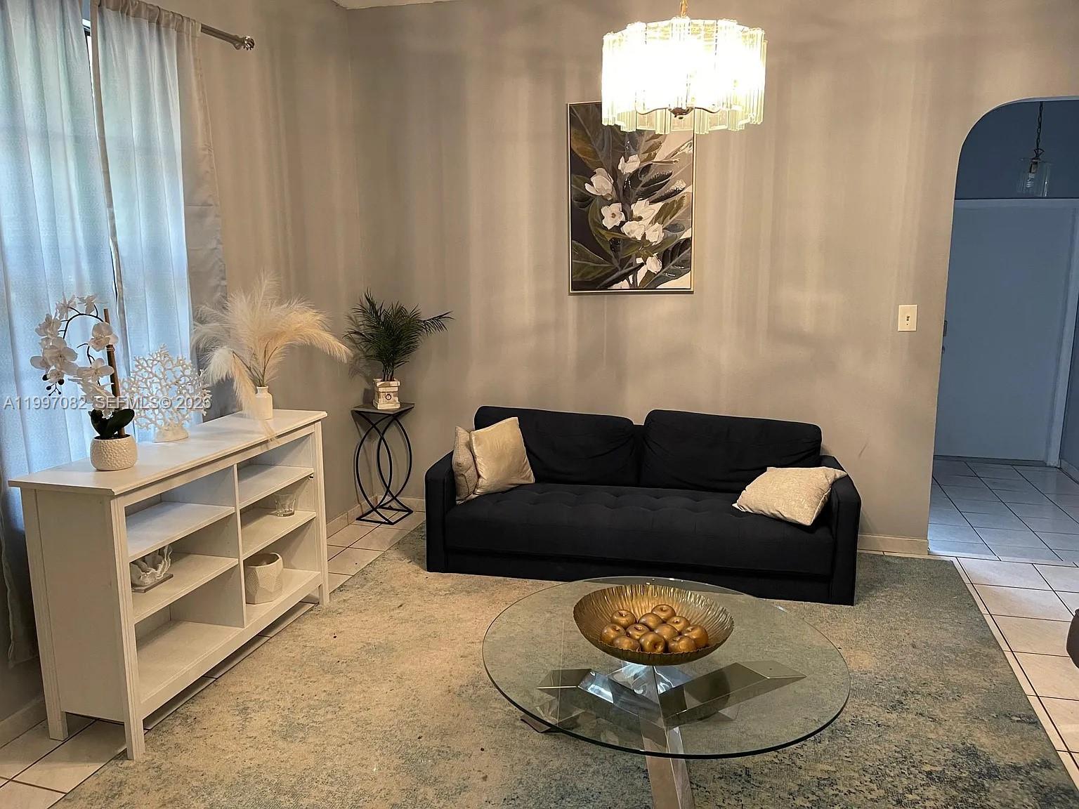   /  1381 sq. ft. $ 2026-04-08 0 Photo