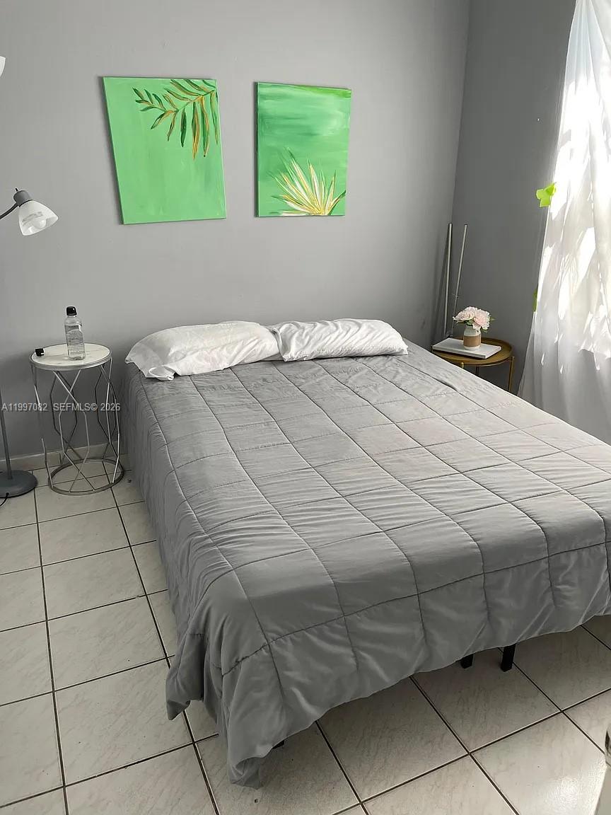   /  1381 sq. ft. $ 2026-04-08 0 Photo