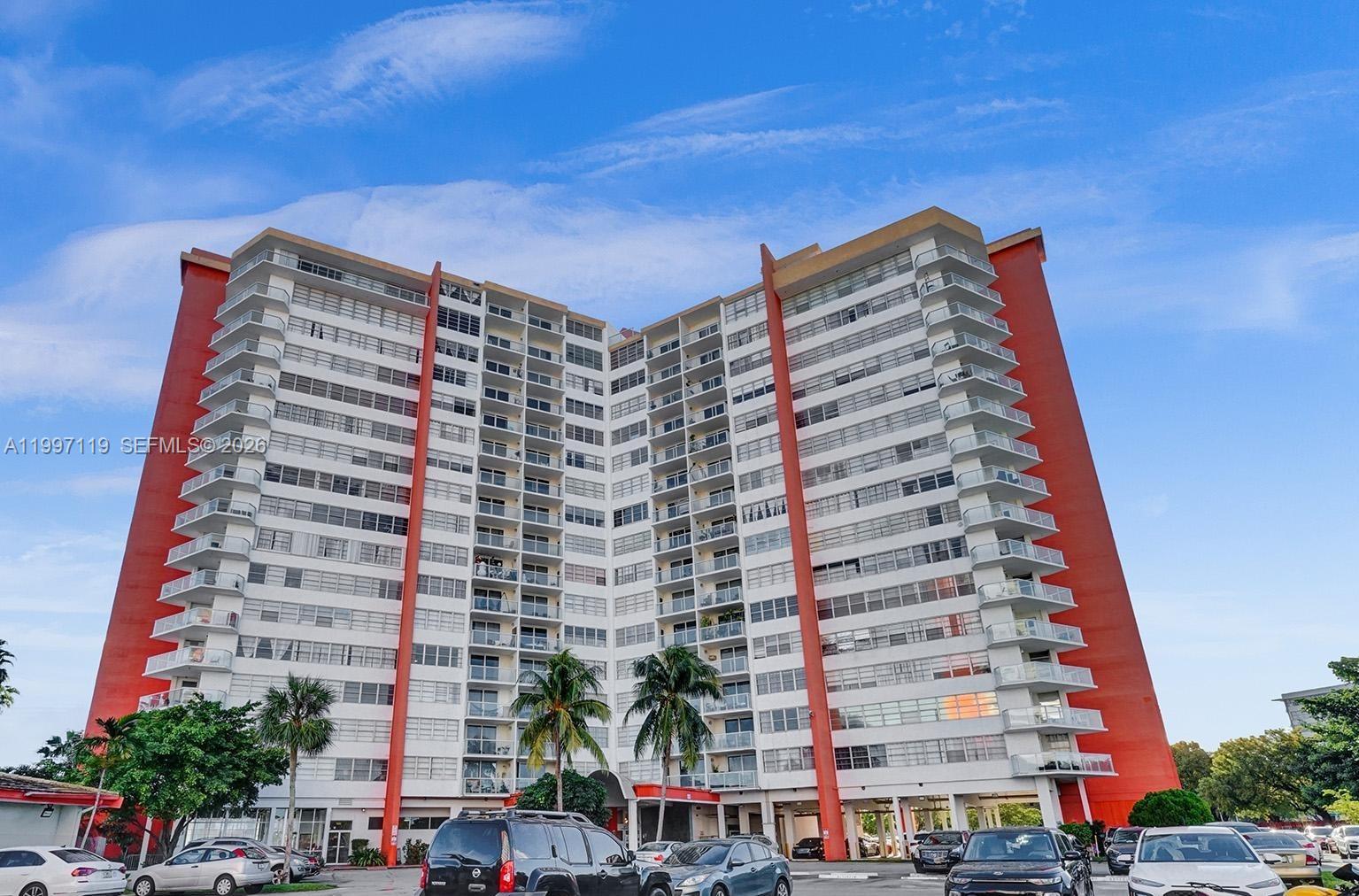 Ver detalles 926E 2 / 2 1140 sq. ft. $ 2026-04-08 0 foto