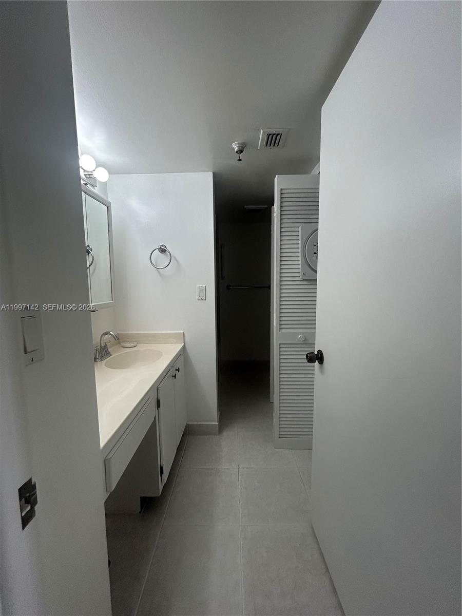 See details 2115 0 / 1 732 sq. ft. $ 2026-05-15 0 Photo