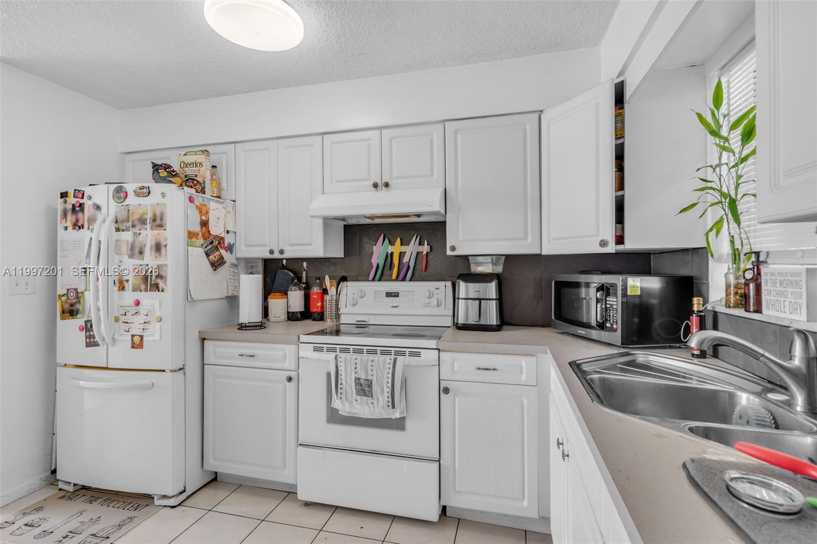   /  1636 sq. ft. $ 2026-04-08 0 Photo