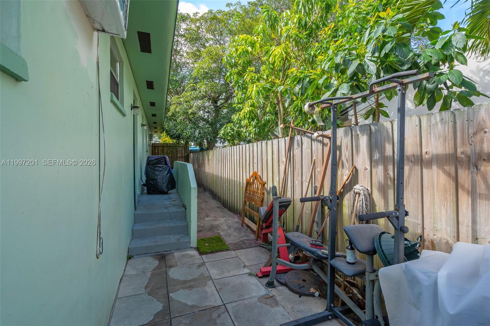   /  1636 sq. ft. $ 2026-04-08 0 Photo