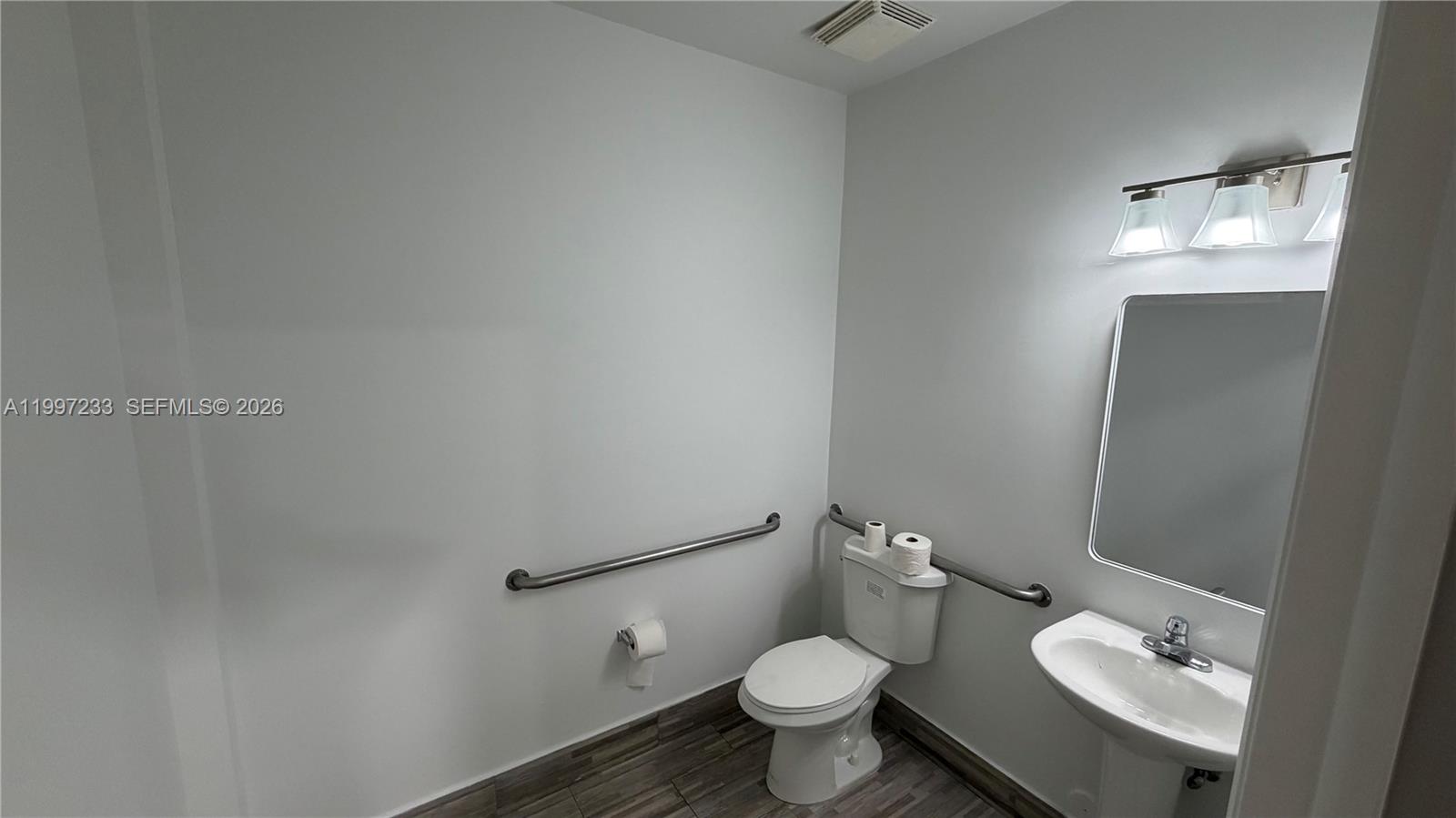 10859  /   sq. ft. $ 2026-04-08 0 Photo