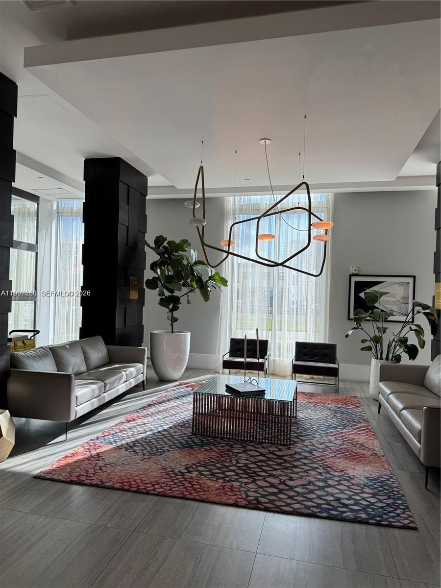 Photo of 140 Dixie Hwy  #810, Hollywood, Florida, 33020 - 