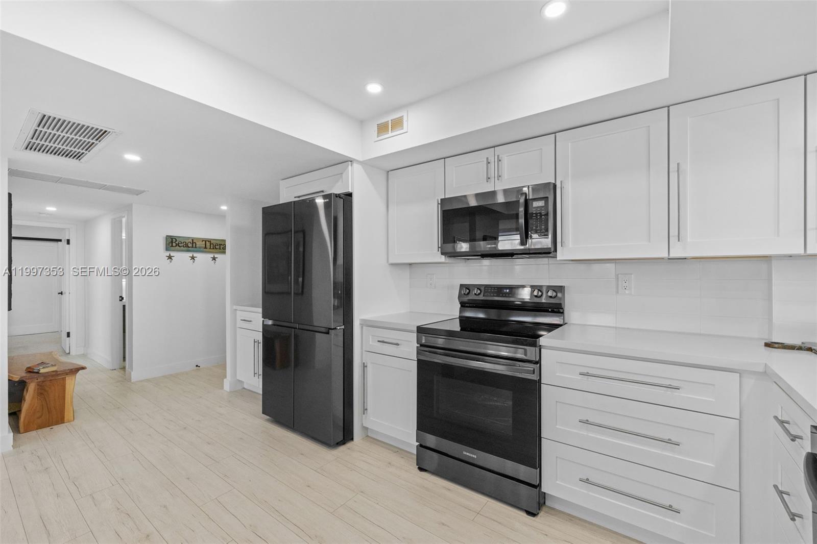 Photo of 3180 Ocean Dr  #516, Hallandale Beach, Florida, 33009 - 