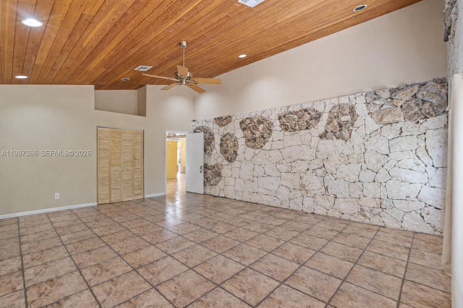   /   sq. ft. $ 2026-04-08 0 Photo