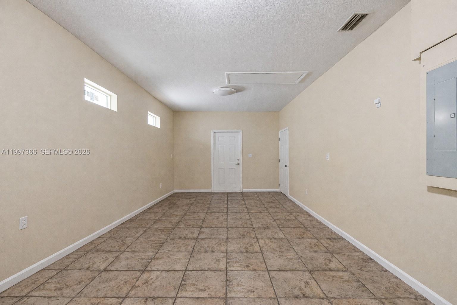   /   sq. ft. $ 2026-04-08 0 Photo