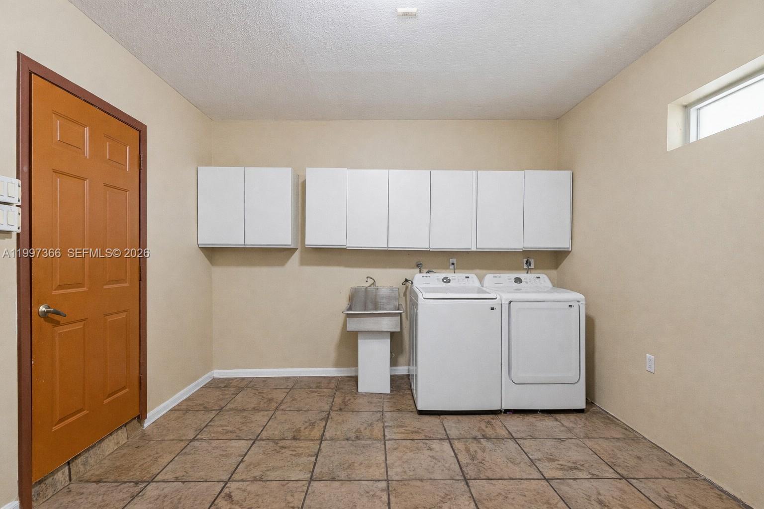   /   sq. ft. $ 2026-04-08 0 Photo
