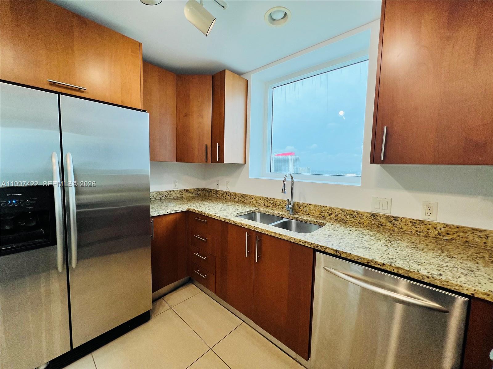 Photo of 1945 Ocean Dr  #2114, Hallandale Beach, Florida, 33009 - 