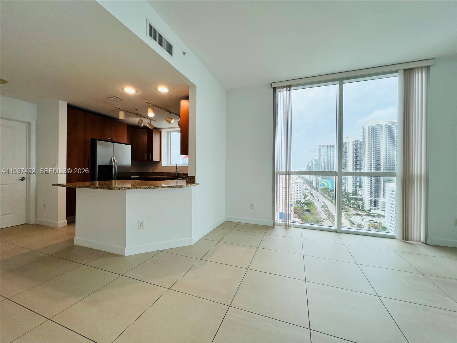 Photo of 1945 Ocean Dr  #2114, Hallandale Beach, Florida, 33009 - 