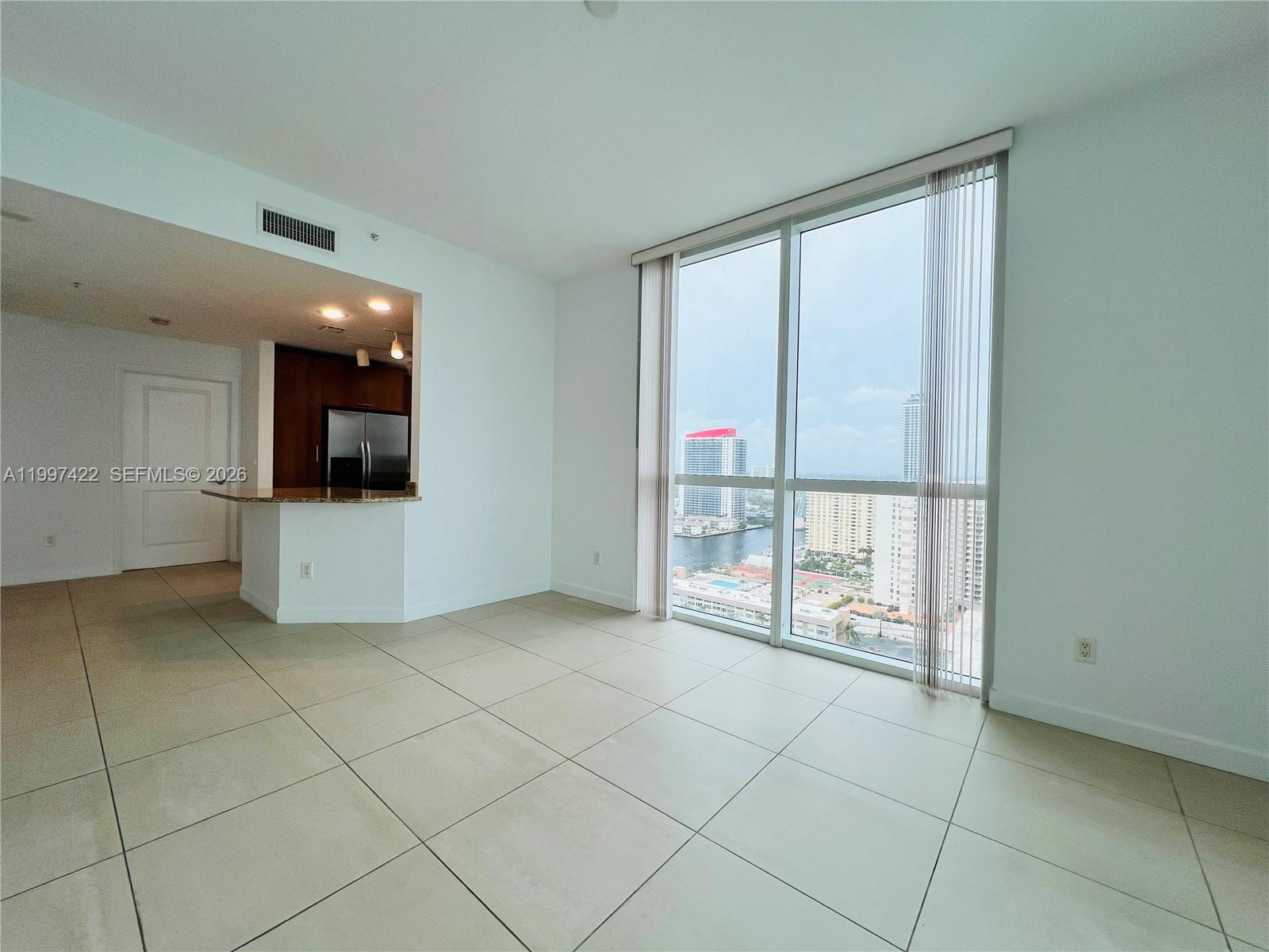 Photo of 1945 Ocean Dr  #2114, Hallandale Beach, Florida, 33009 - 