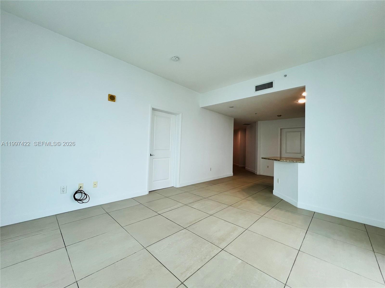 Photo of 1945 Ocean Dr  #2114, Hallandale Beach, Florida, 33009 - 