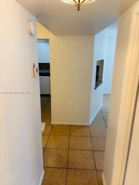 See details 214-2 1 / 1 909 sq. ft. $ 2026-04-08 0 Photo