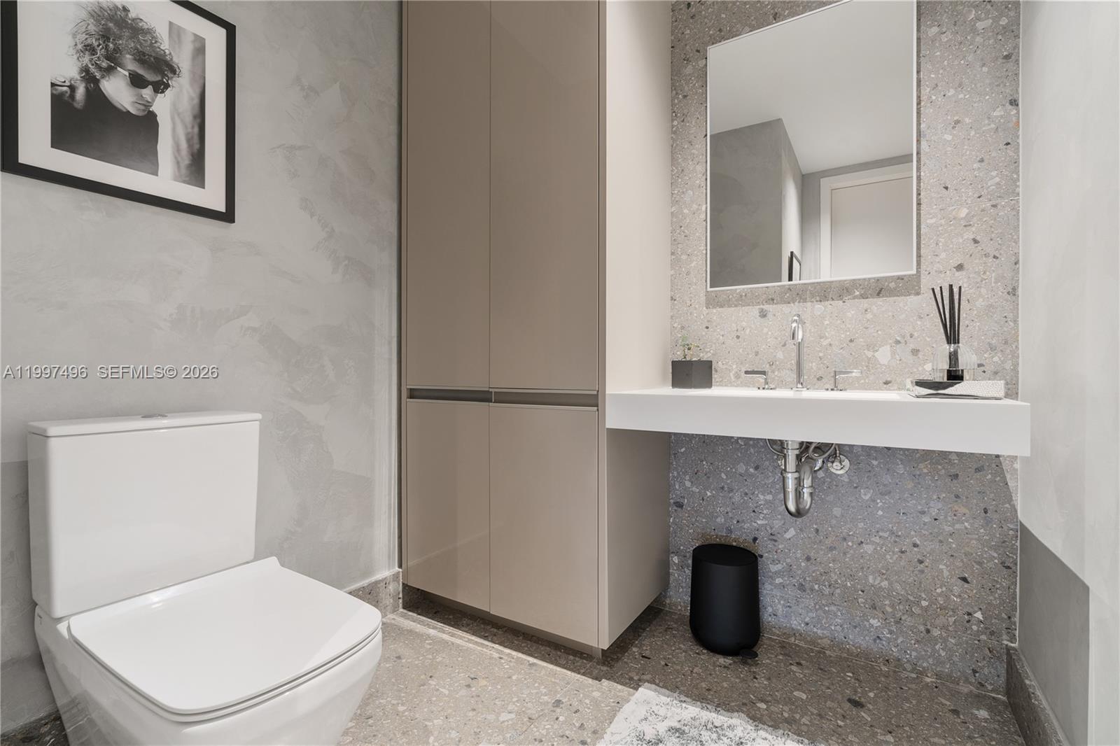 1103 1 / 2 851 sq. ft. $ 2026-04-08 0 Photo