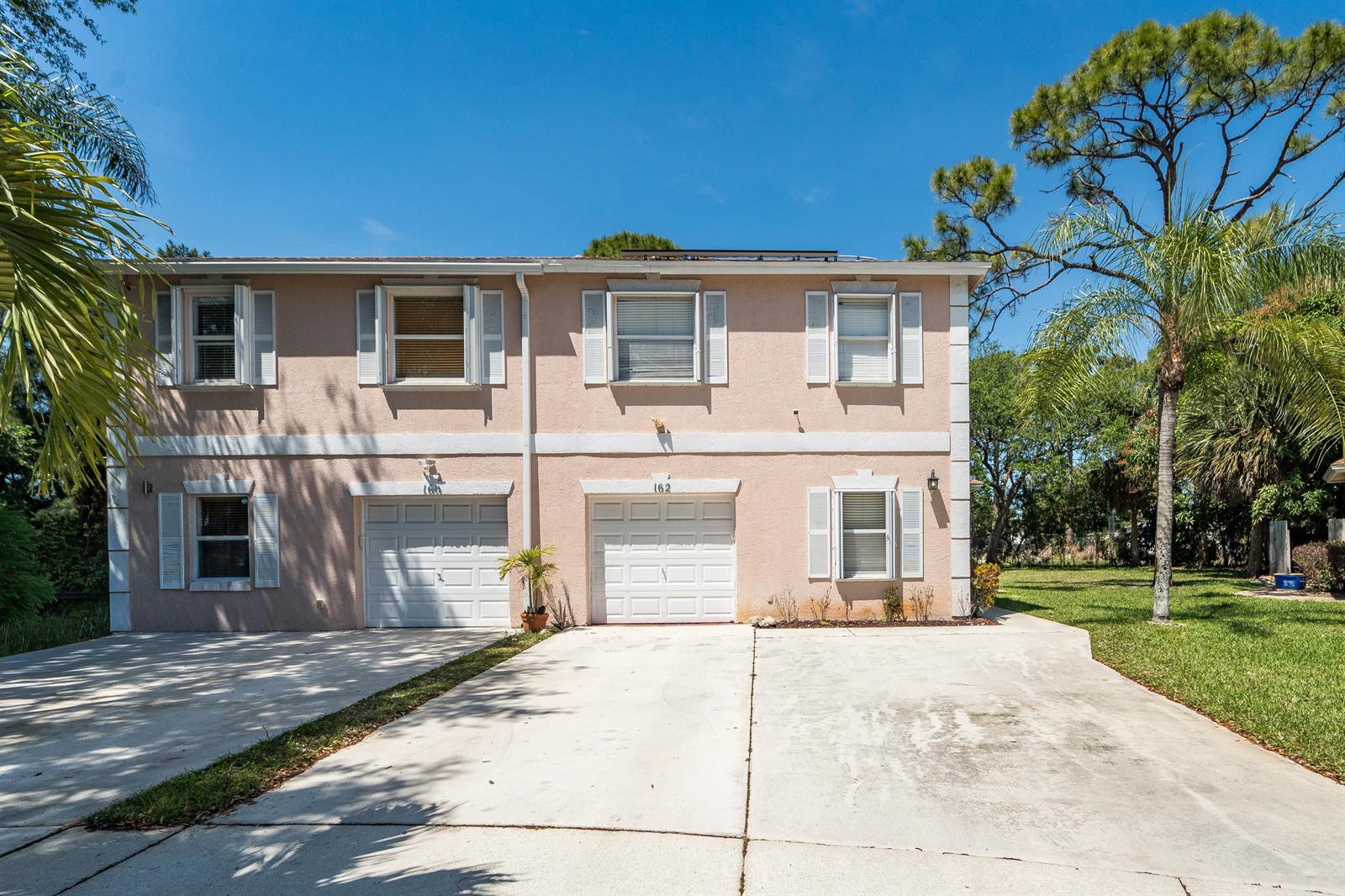 Ver detalles 162 3 / 1561 sq. ft. $ 2026-04-28 0 foto