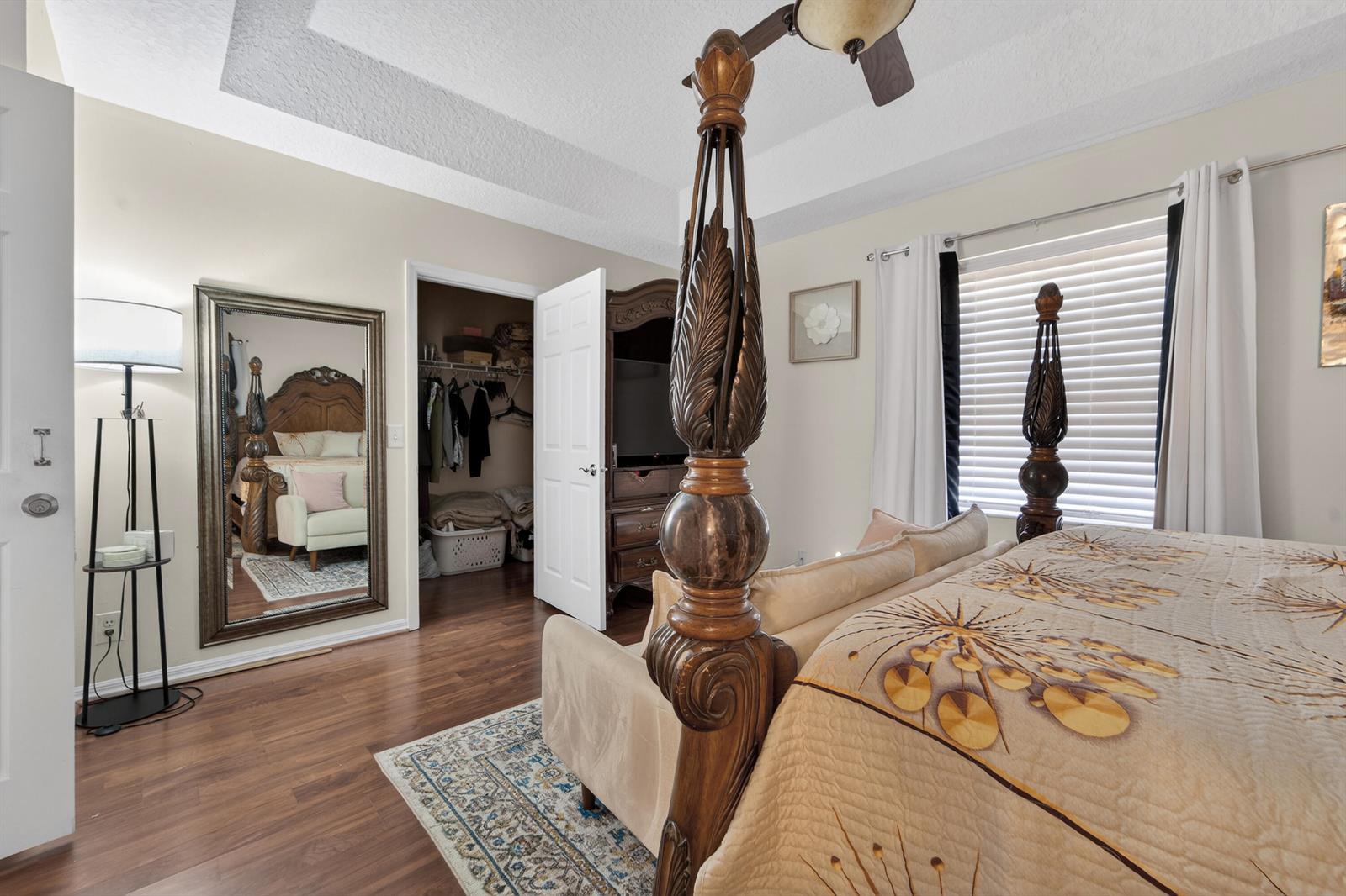 Ver detalles 162 3 / 1561 sq. ft. $ 2026-04-28 0 foto