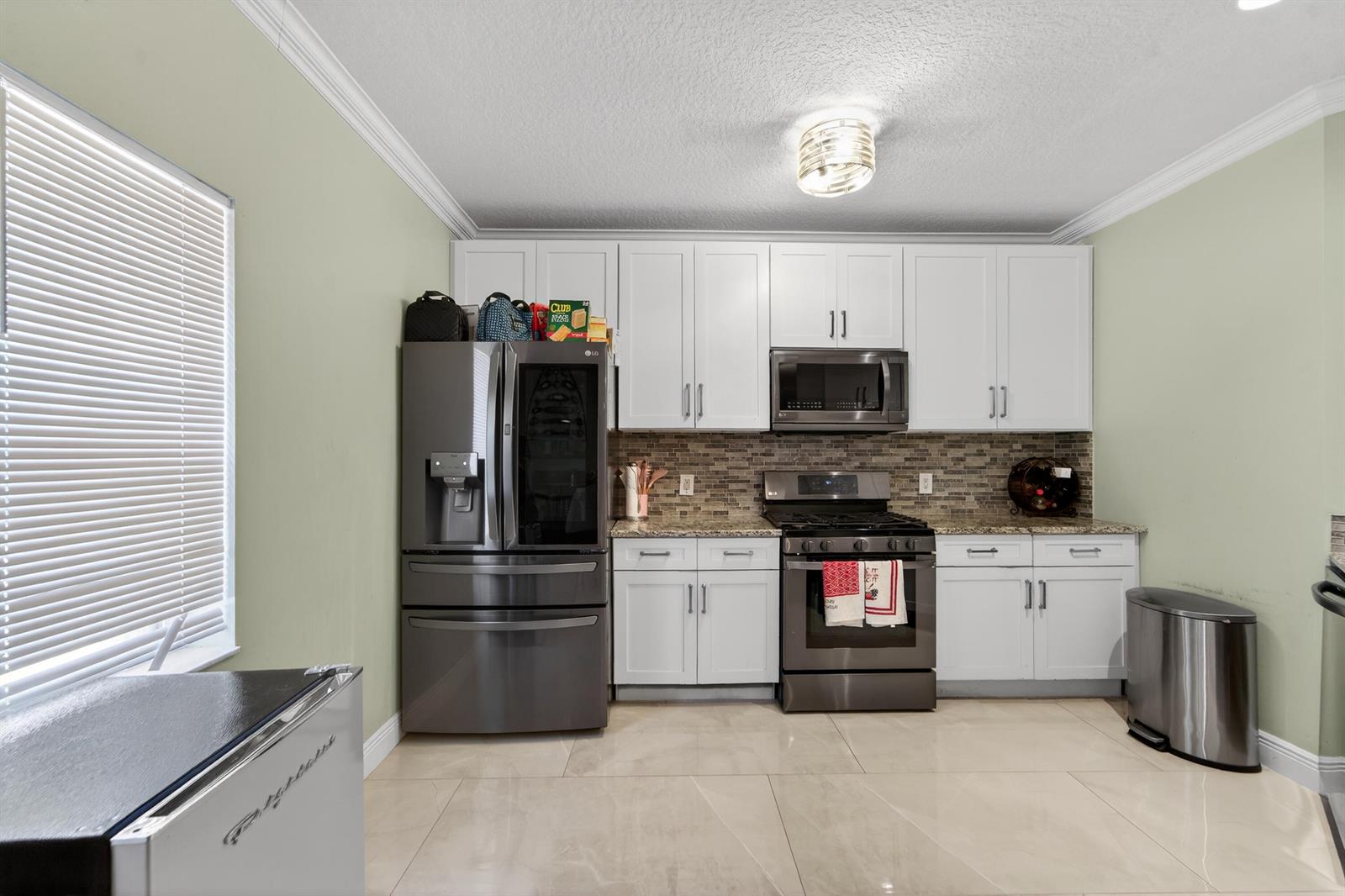 Ver detalles 162 3 / 1561 sq. ft. $ 2026-04-28 0 foto