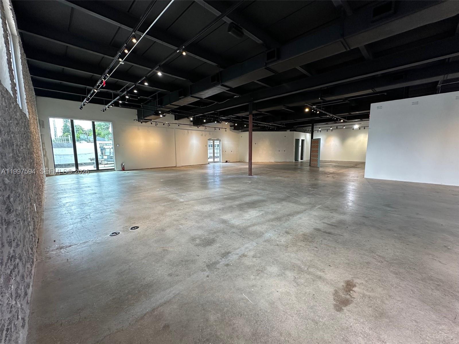 290  /   sq. ft. $ 2026-04-08 0 Photo